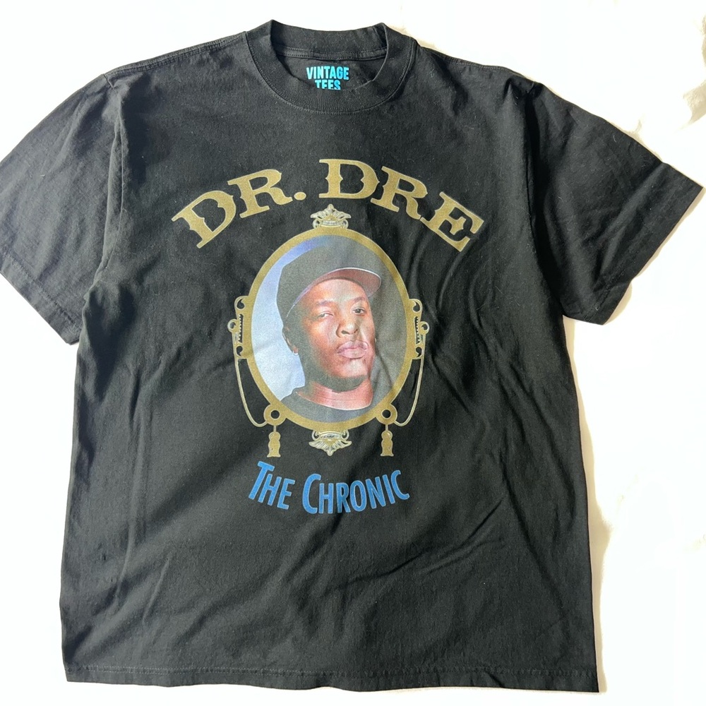 Vintage Vibes Black Graphic Tee